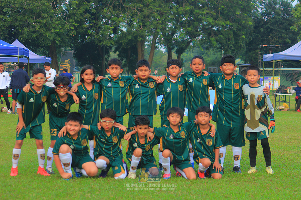 ijl u10 200925 folk football academy vs brazillian soccer lfa