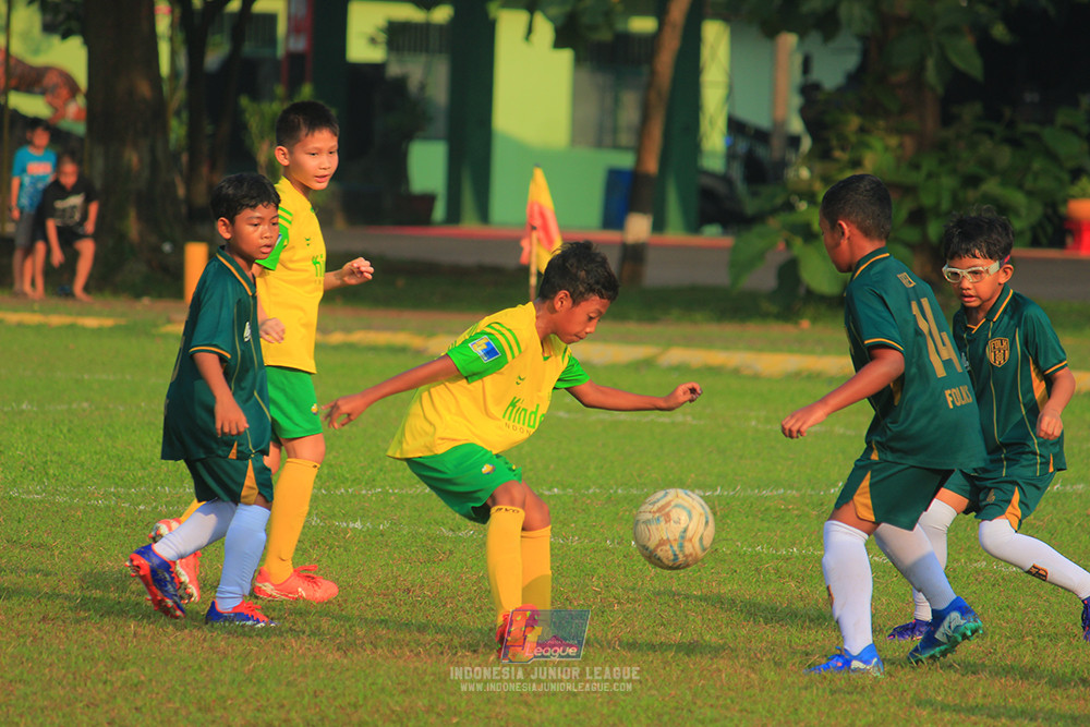 ijl u10 200925 folk football academy vs brazillian soccer lfa