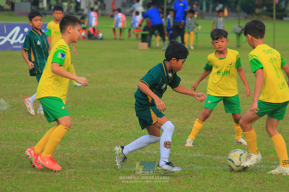 ijl u10 200925 folk football academy vs brazillian soccer lfa