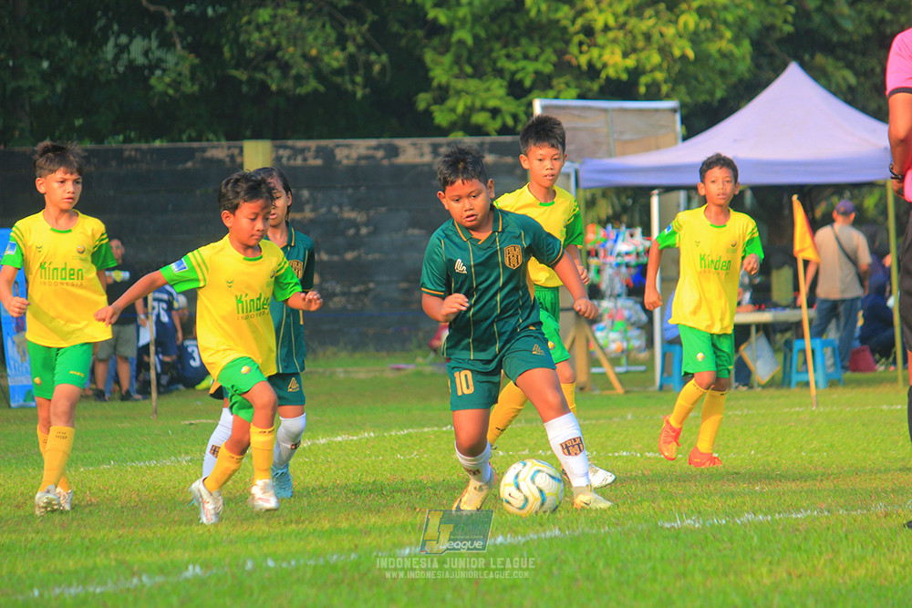 ijl u10 200925 folk football academy vs brazillian soccer lfa