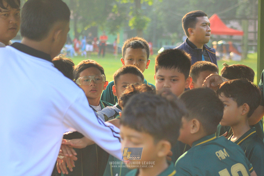 ijl u10 200925 folk football academy vs brazillian soccer lfa