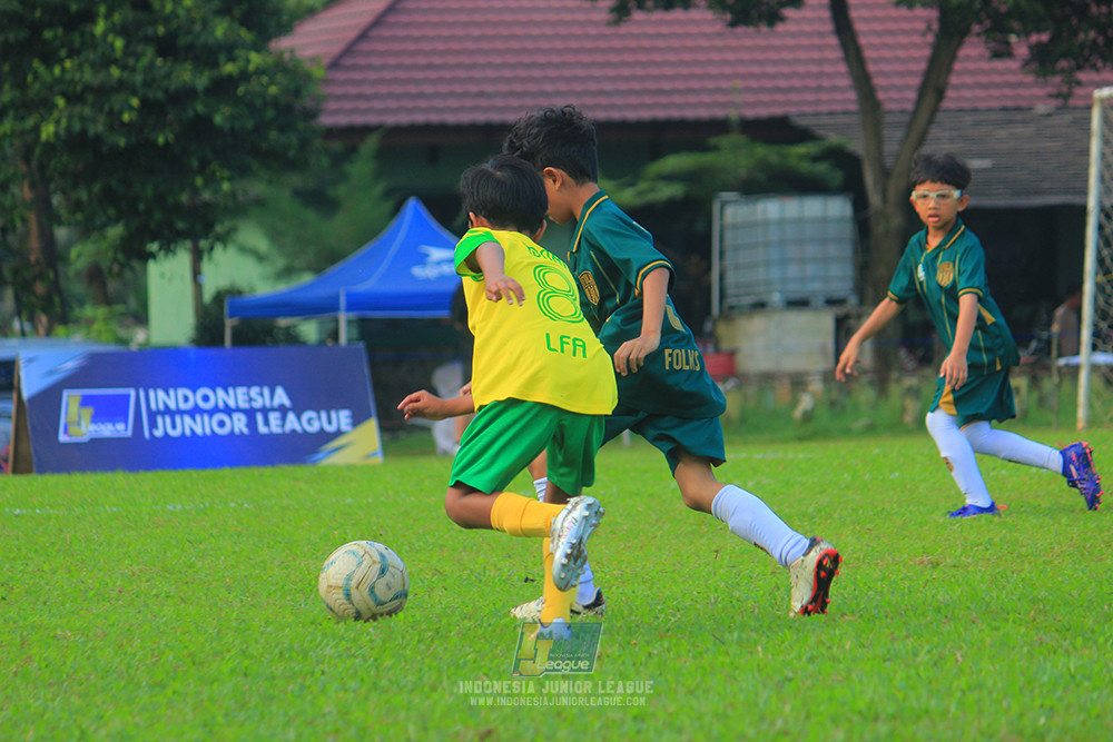 ijl u10 200925 folk football academy vs brazillian soccer lfa