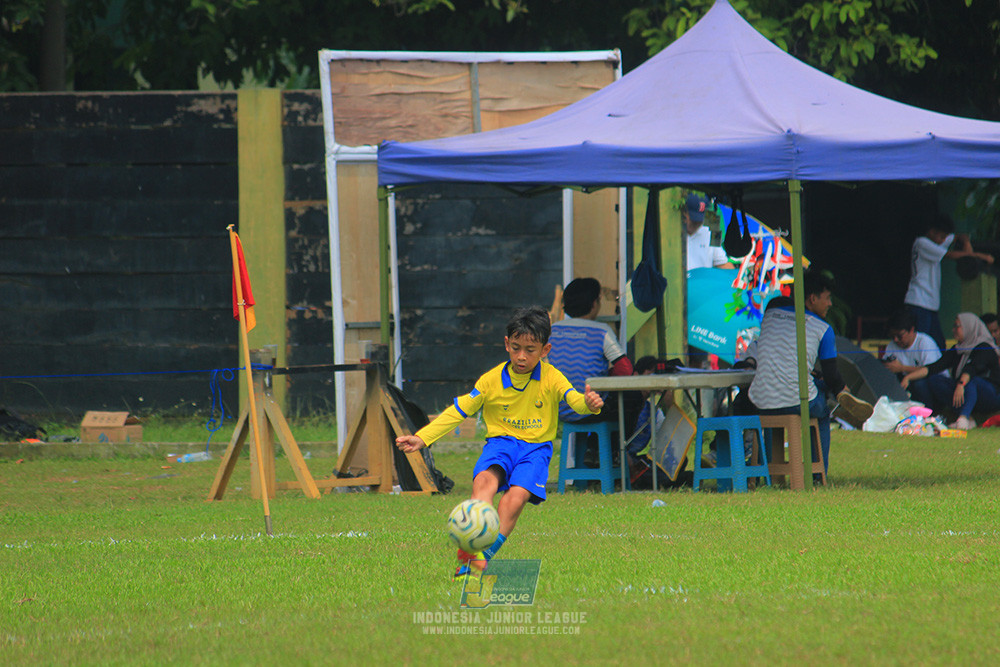 ijl u10 200925 isa marzuki badriawan vs brazillian soccer bintaro