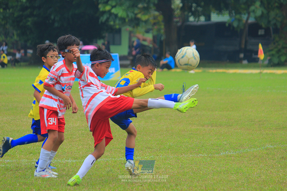 ijl u10 200925 isa marzuki badriawan vs brazillian soccer bintaro