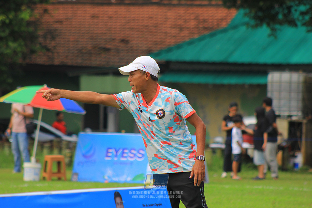 ijl u10 200925 isa marzuki badriawan vs brazillian soccer bintaro