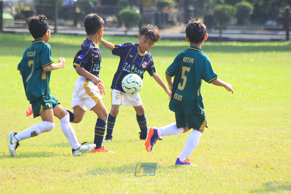 ijl u10 200925 pelita jaya ss vs folk football academy