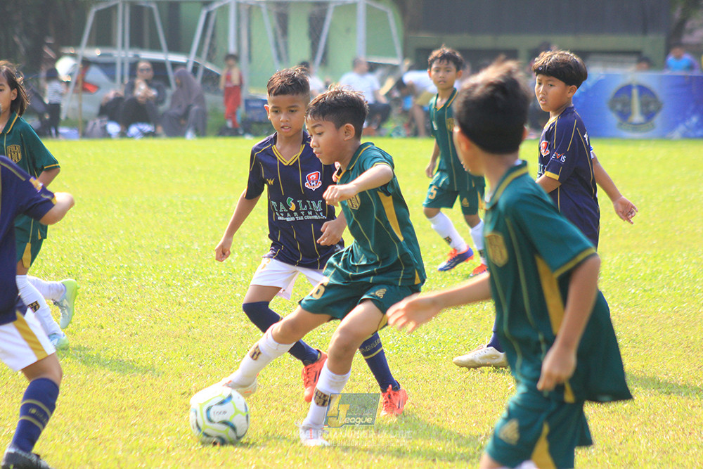 ijl u10 200925 pelita jaya ss vs folk football academy