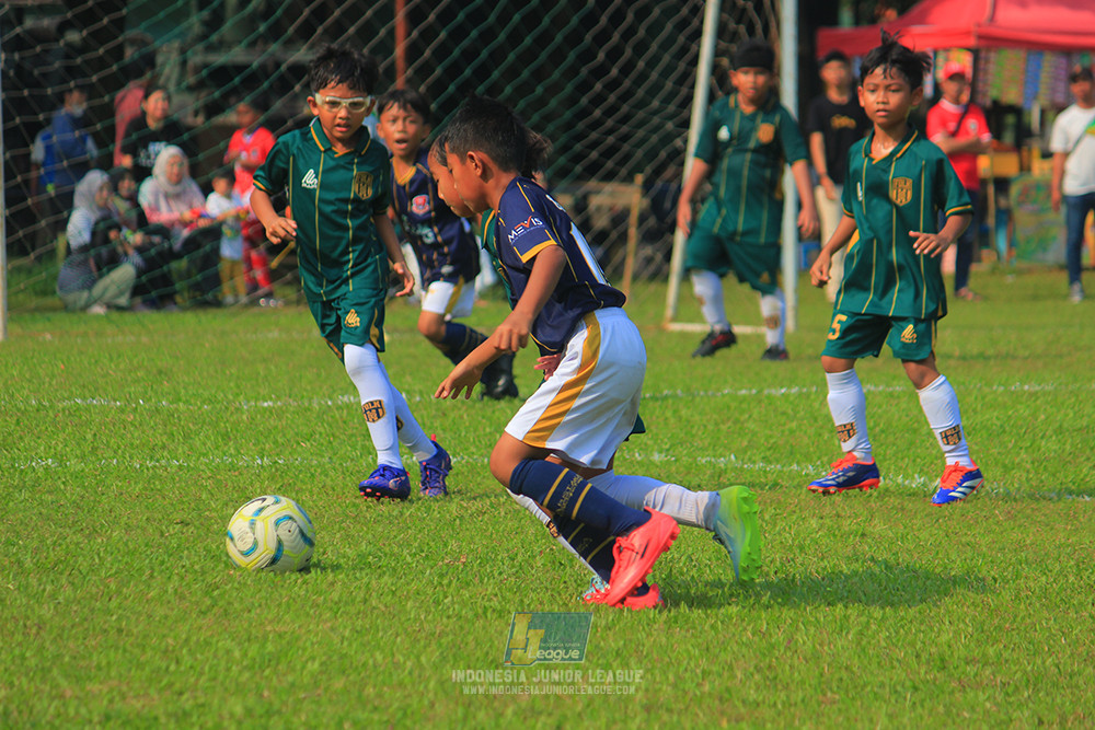 ijl u10 200925 pelita jaya ss vs folk football academy