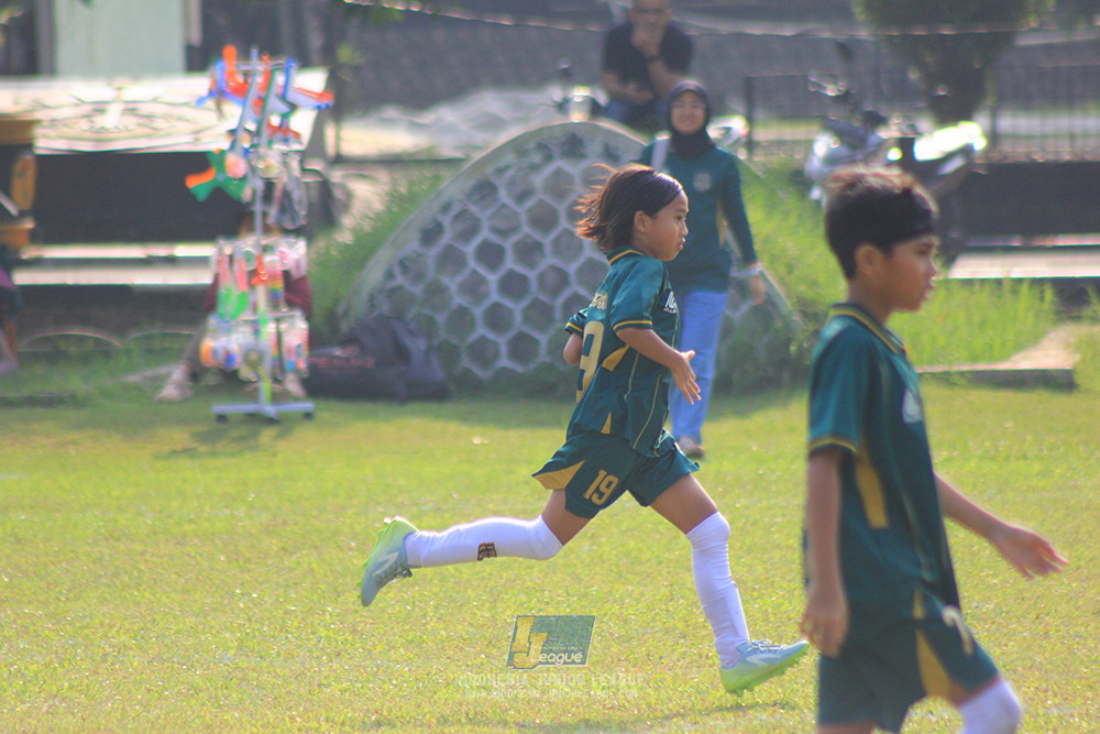 ijl u10 200925 pelita jaya ss vs folk football academy