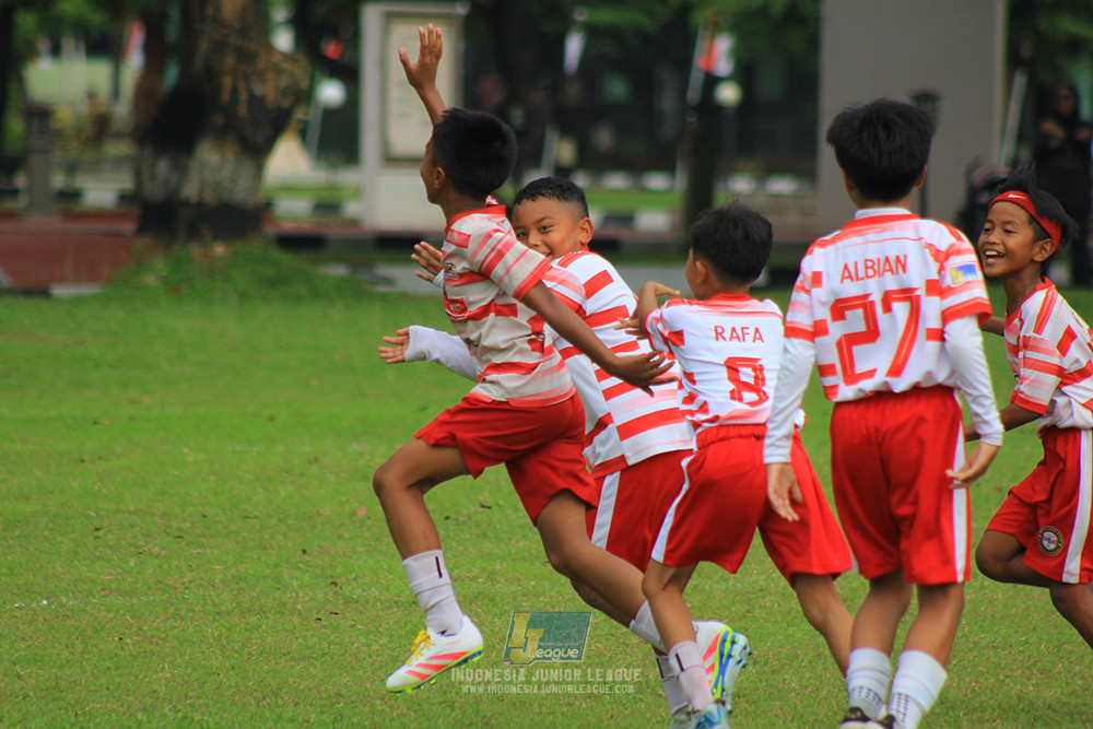 ijl u10 200925 timah united vs isa marzuki badriawan