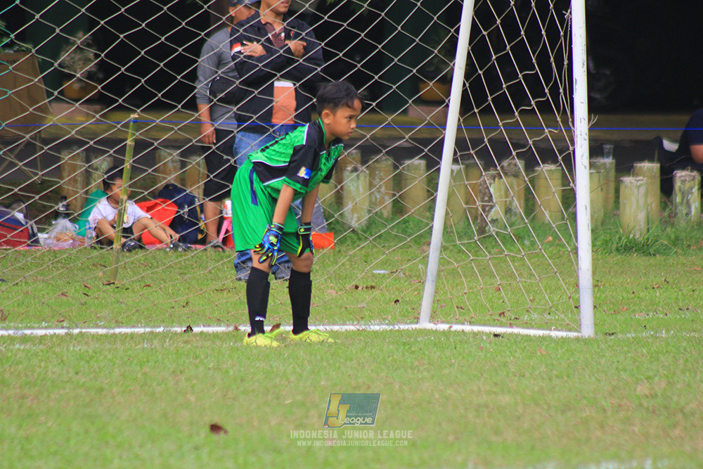 ijl u10 200925 timah united vs isa marzuki badriawan