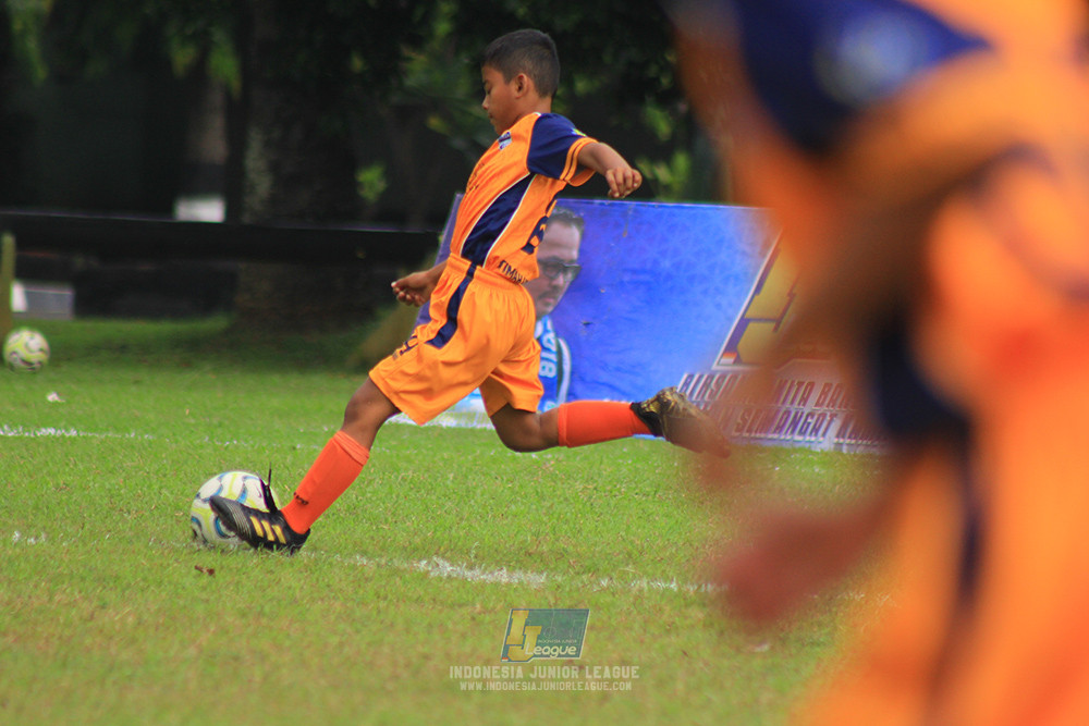 ijl u10 200925 timah united vs isa marzuki badriawan