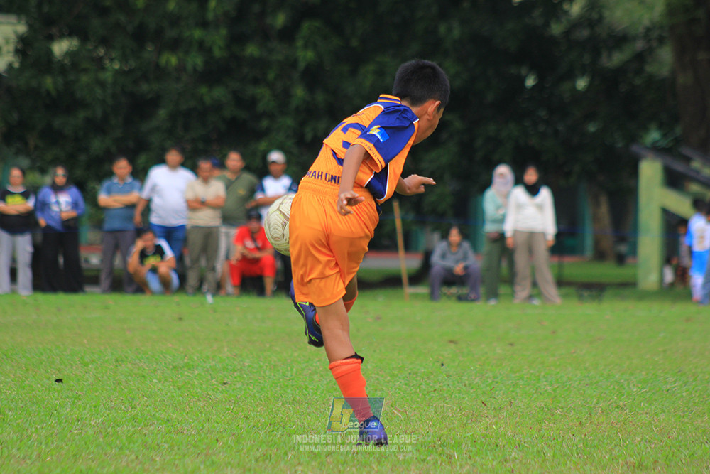 ijl u10 200925 timah united vs isa marzuki badriawan