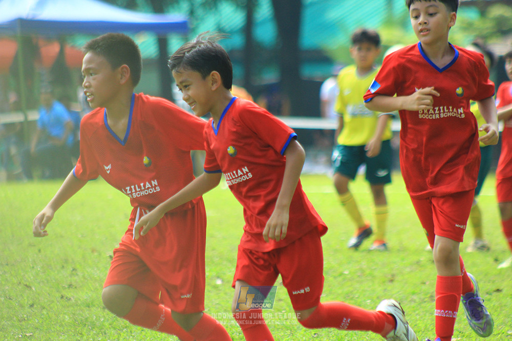 ijl u10 210925 brazillian soccer senayan vs maesa pararaider army