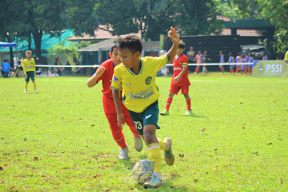ijl u10 210925 brazillian soccer senayan vs maesa pararaider army