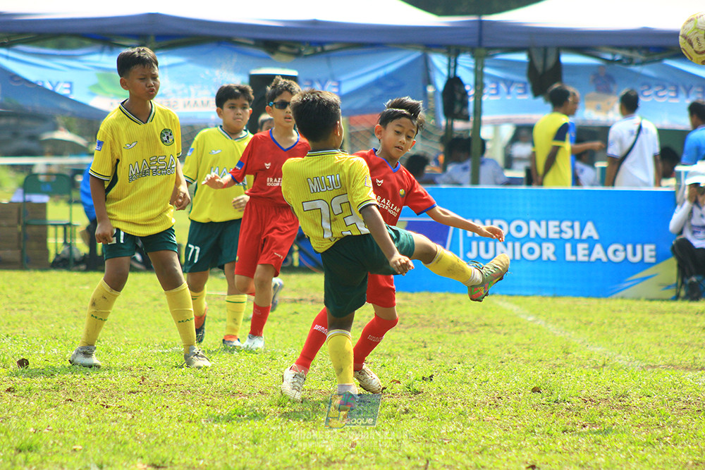 ijl u10 210925 brazillian soccer senayan vs maesa pararaider army