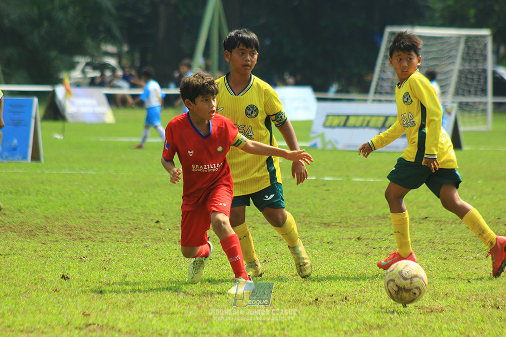 ijl u10 210925 brazillian soccer senayan vs maesa pararaider army