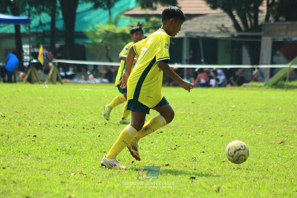 ijl u10 210925 brazillian soccer senayan vs maesa pararaider army