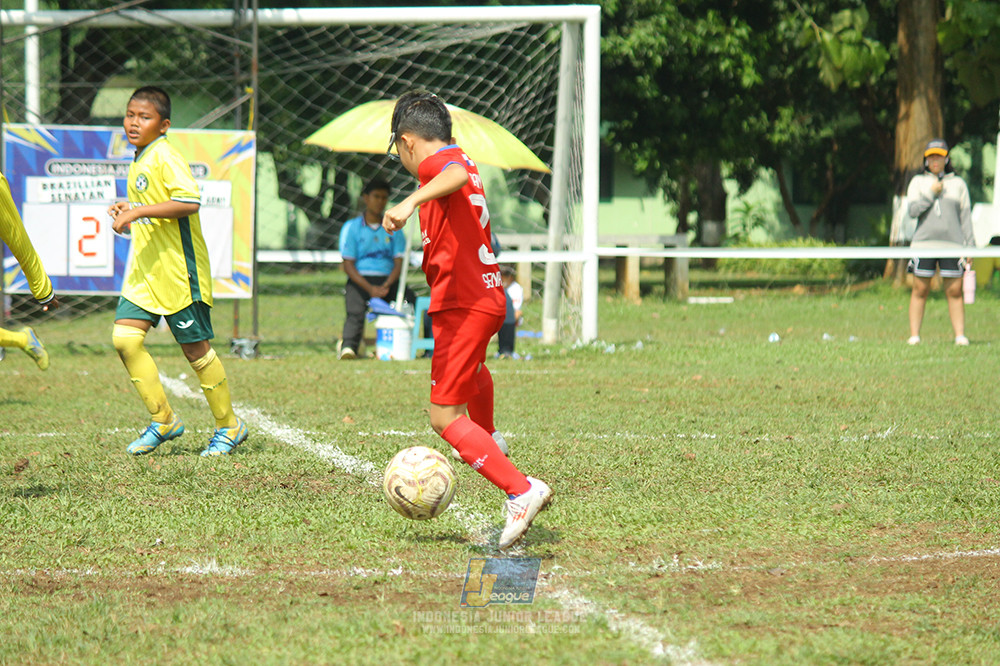 ijl u10 210925 brazillian soccer senayan vs maesa pararaider army
