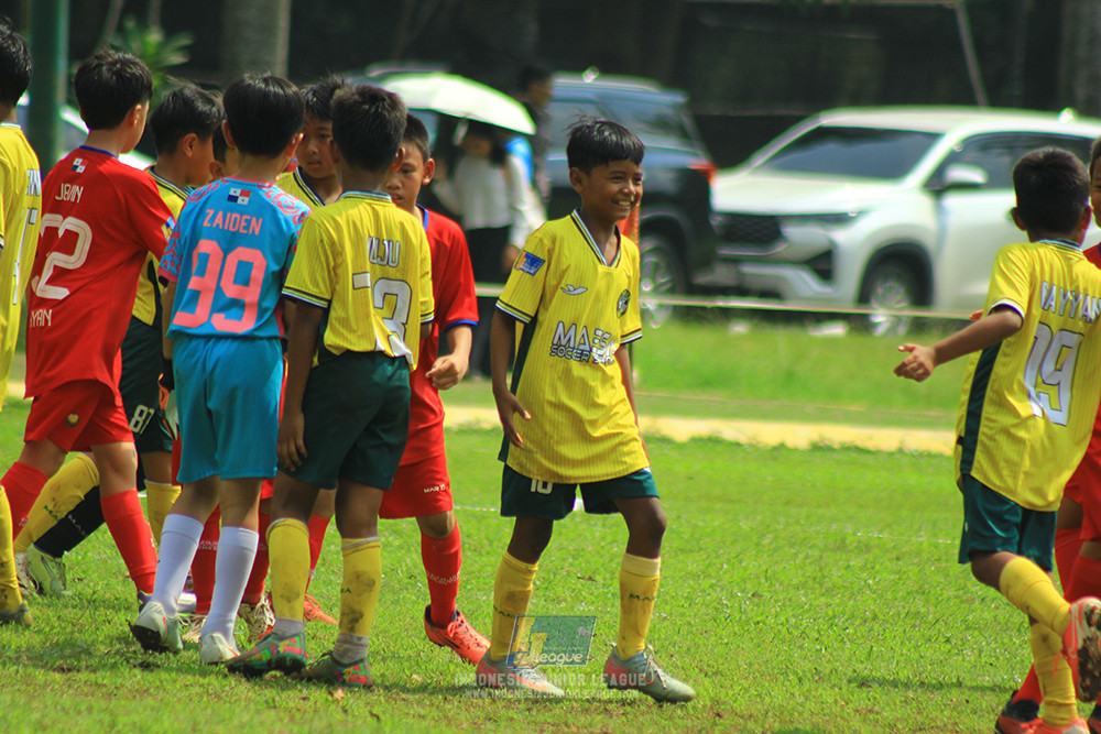 ijl u10 210925 brazillian soccer senayan vs maesa pararaider army