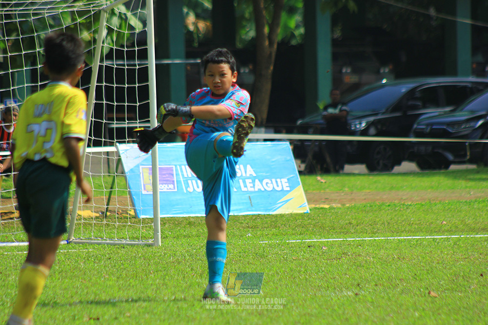 ijl u10 210925 brazillian soccer senayan vs maesa pararaider army