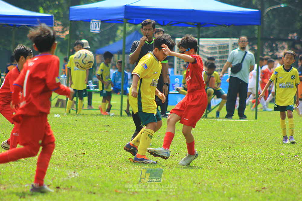 ijl u10 210925 brazillian soccer senayan vs maesa pararaider army