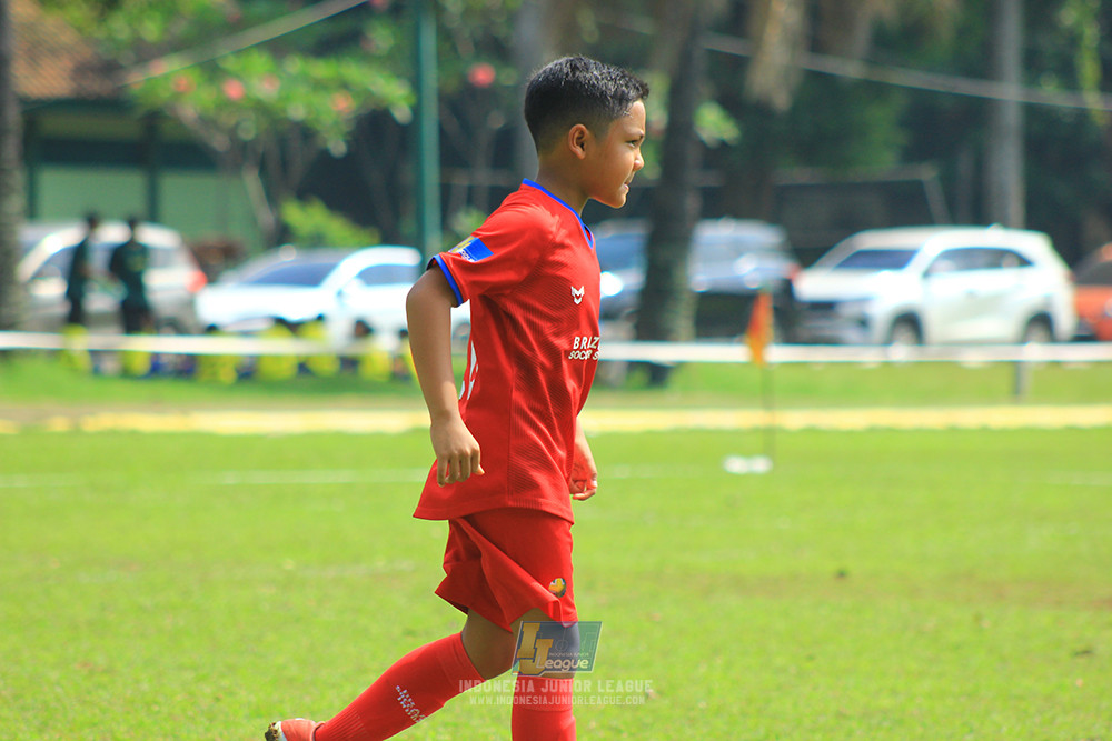 ijl u10 210925 brazillian soccer senayan vs maesa pararaider army