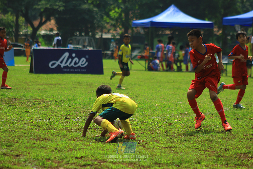 ijl u10 210925 brazillian soccer senayan vs maesa pararaider army