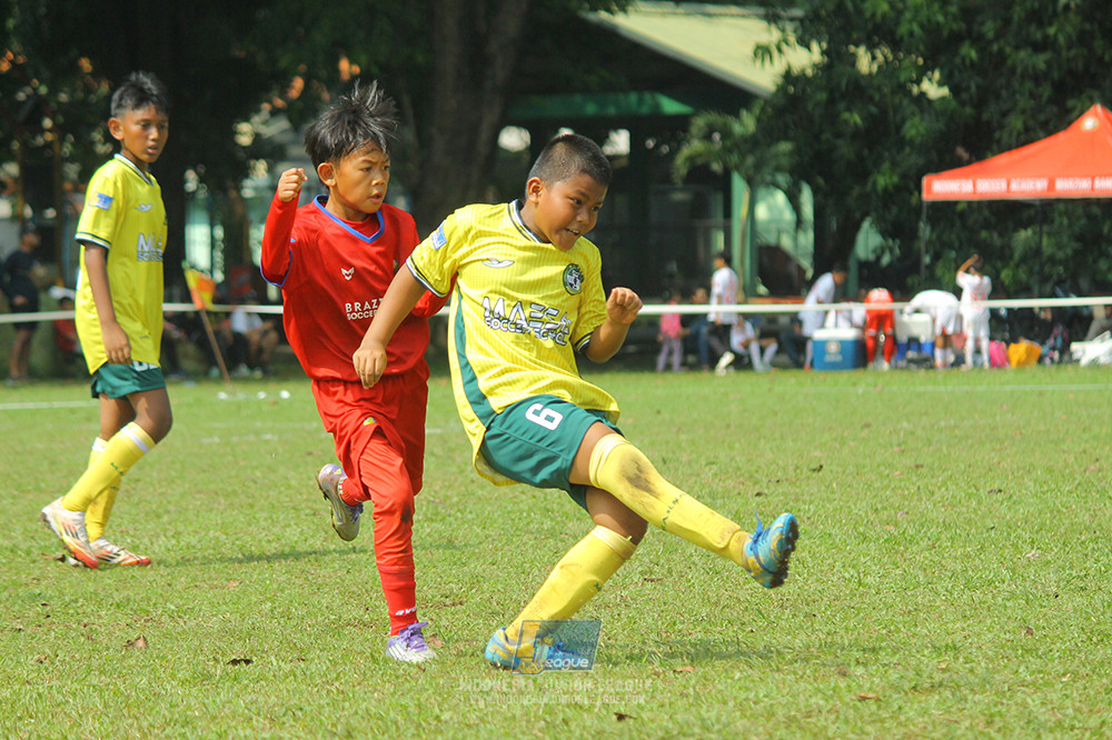 ijl u10 210925 brazillian soccer senayan vs maesa pararaider army