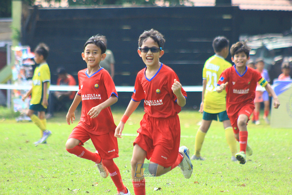 ijl u10 210925 brazillian soccer senayan vs maesa pararaider army