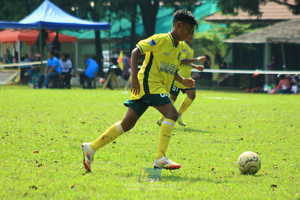 ijl u10 210925 brazillian soccer senayan vs maesa pararaider army