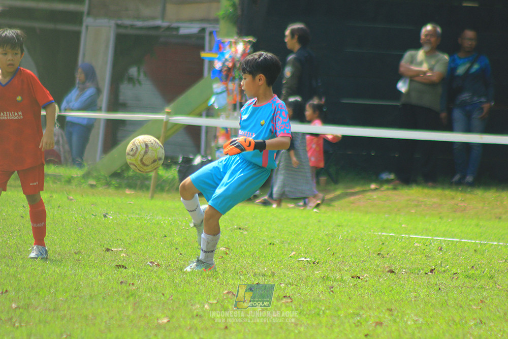ijl u10 210925 brazillian soccer senayan vs maesa pararaider army