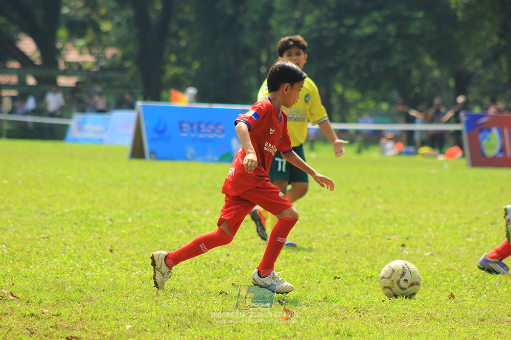 ijl u10 210925 brazillian soccer senayan vs maesa pararaider army