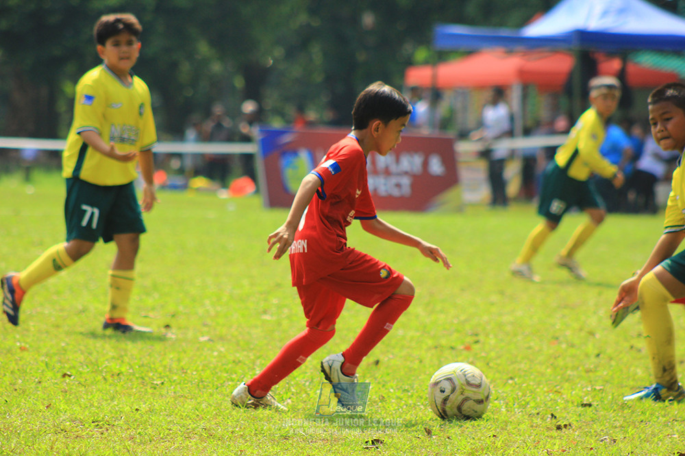 ijl u10 210925 brazillian soccer senayan vs maesa pararaider army