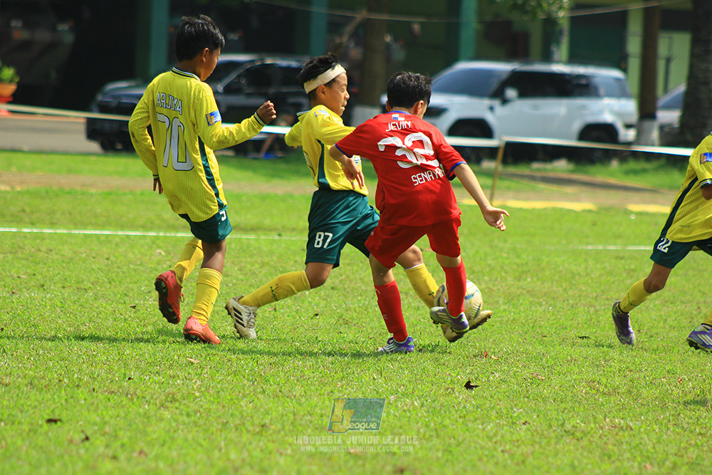 ijl u10 210925 brazillian soccer senayan vs maesa pararaider army