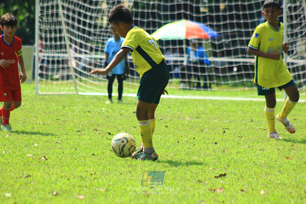 ijl u10 210925 brazillian soccer senayan vs maesa pararaider army