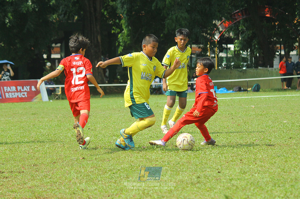 ijl u10 210925 brazillian soccer senayan vs maesa pararaider army