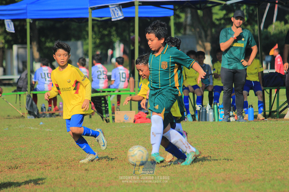 ijl u10 210925 folk football academy vs brazillian soccer serpong