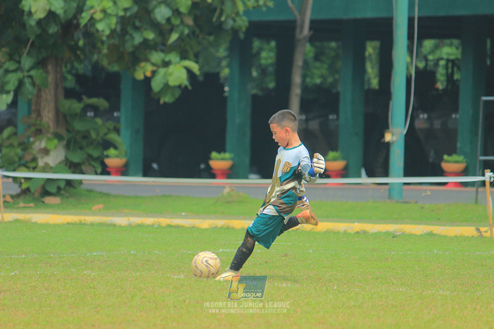 ijl u10 210925 isa marzuki bandriawan vs folk football academy