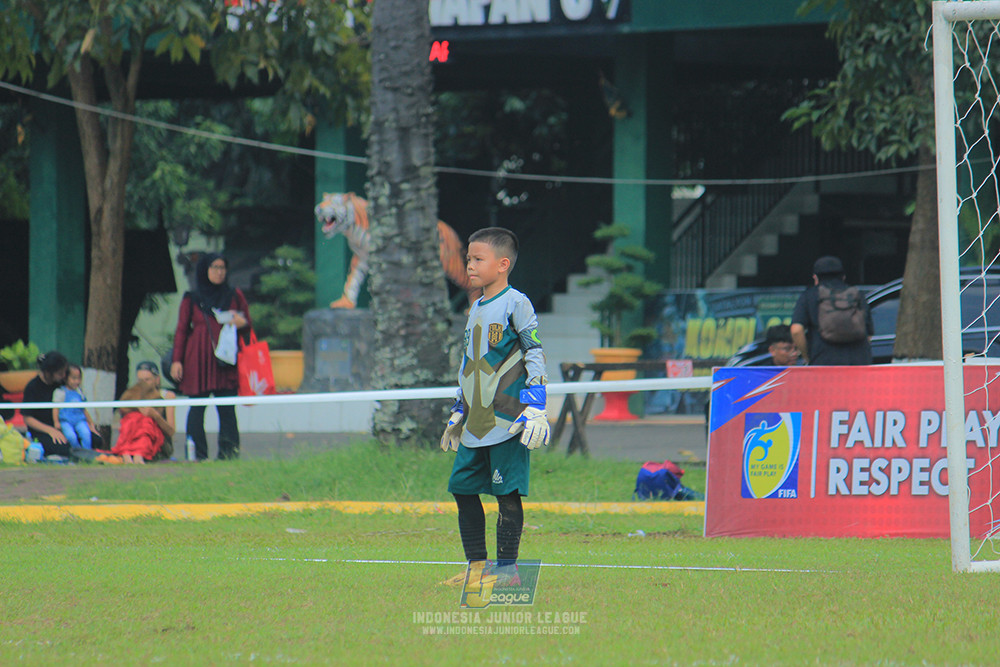 ijl u10 210925 isa marzuki bandriawan vs folk football academy