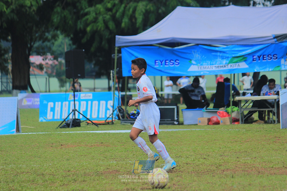 ijl u10 210925 isa marzuki bandriawan vs folk football academy