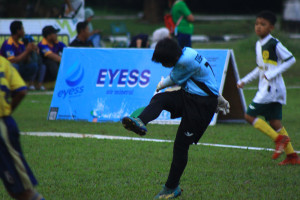 [IJL-U10 210925] NUSANTARA 2004 VS MAESA PARARAIDER WHITE
