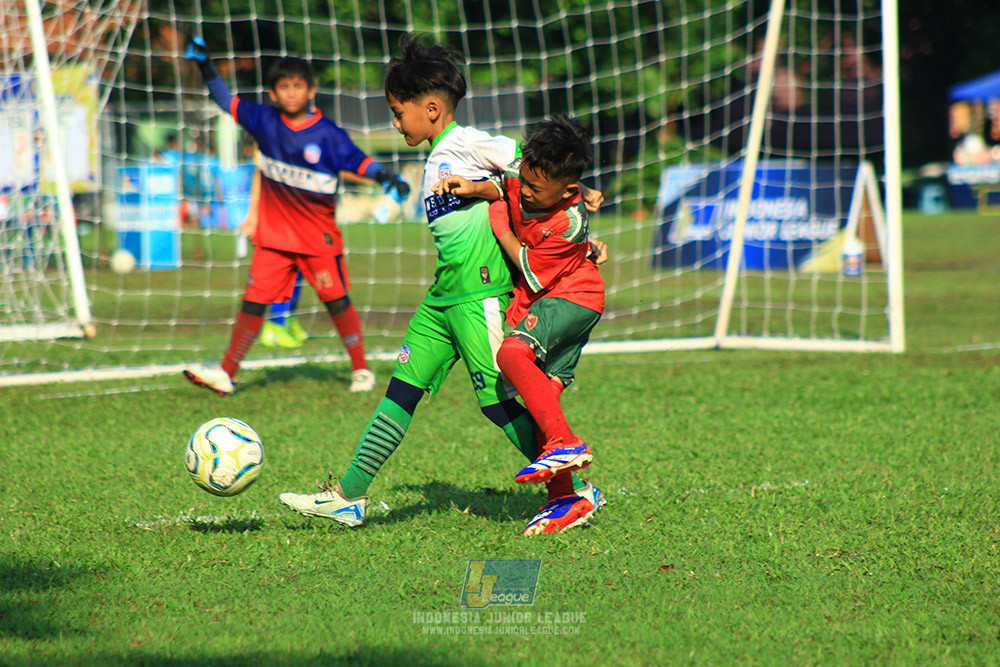 ijl u10 210925 wiradhika soccer vs johnson sports academy