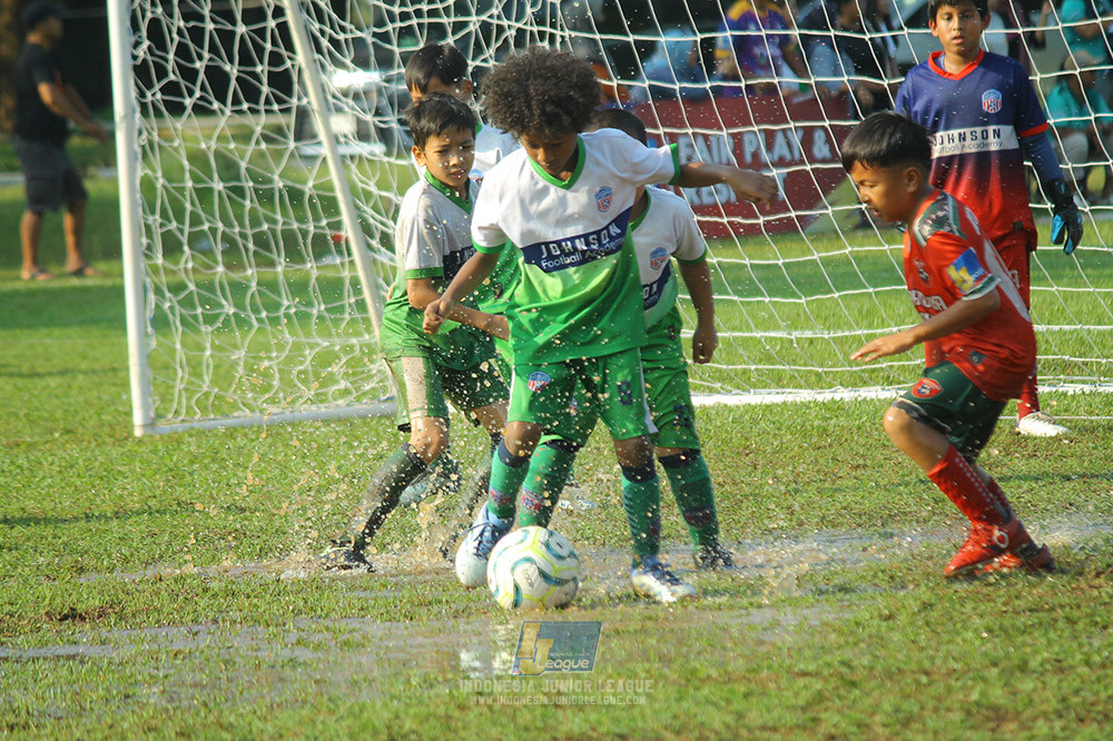 ijl u10 210925 wiradhika soccer vs johnson sports academy