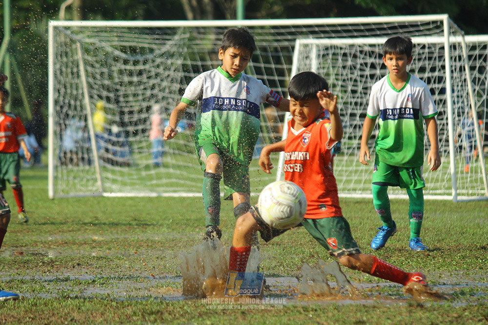 ijl u10 210925 wiradhika soccer vs johnson sports academy