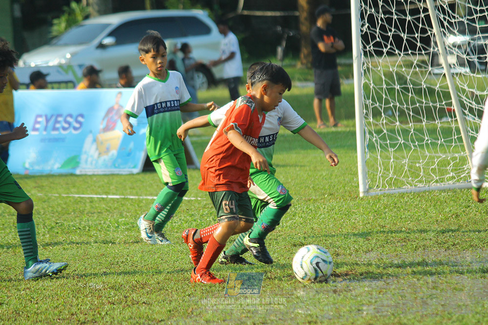 ijl u10 210925 wiradhika soccer vs johnson sports academy