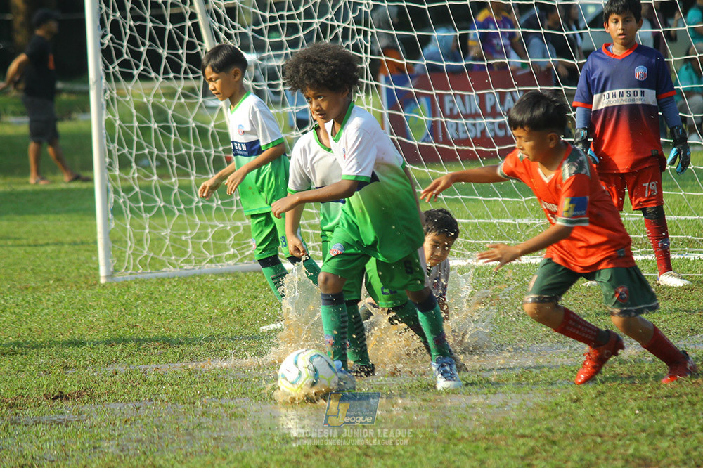 ijl u10 210925 wiradhika soccer vs johnson sports academy