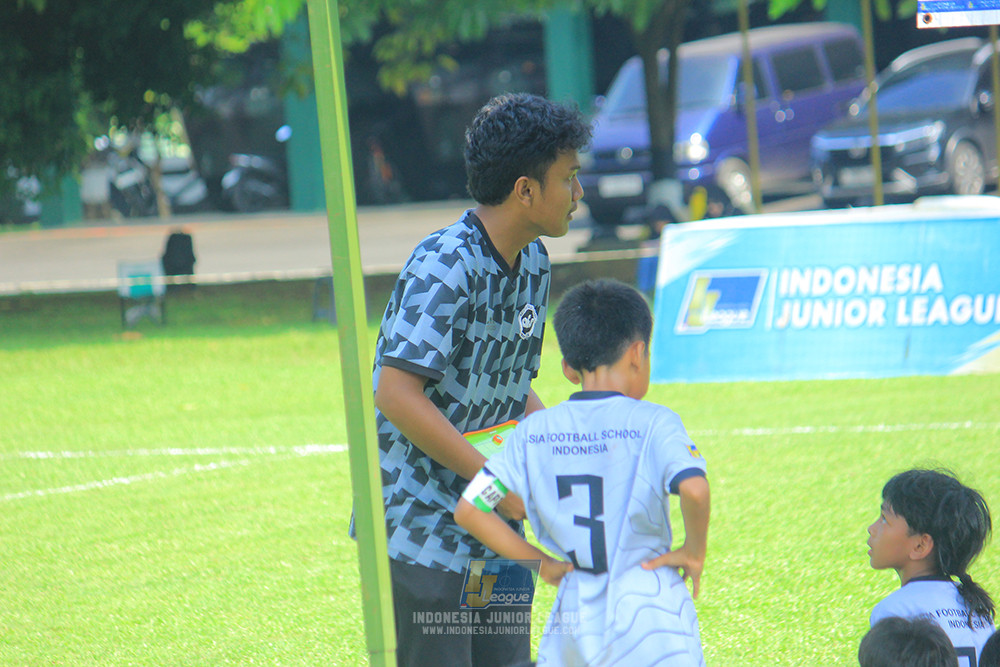 ijl u11 030526 asia football school vs soccer future lab