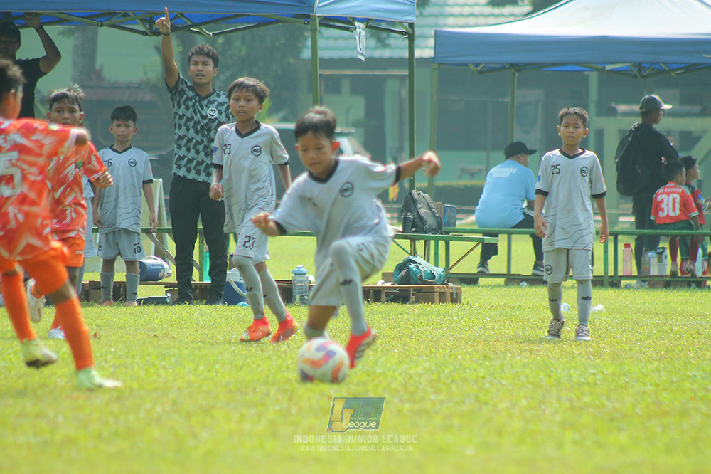 ijl u11 030526 asia football school vs soccer future lab