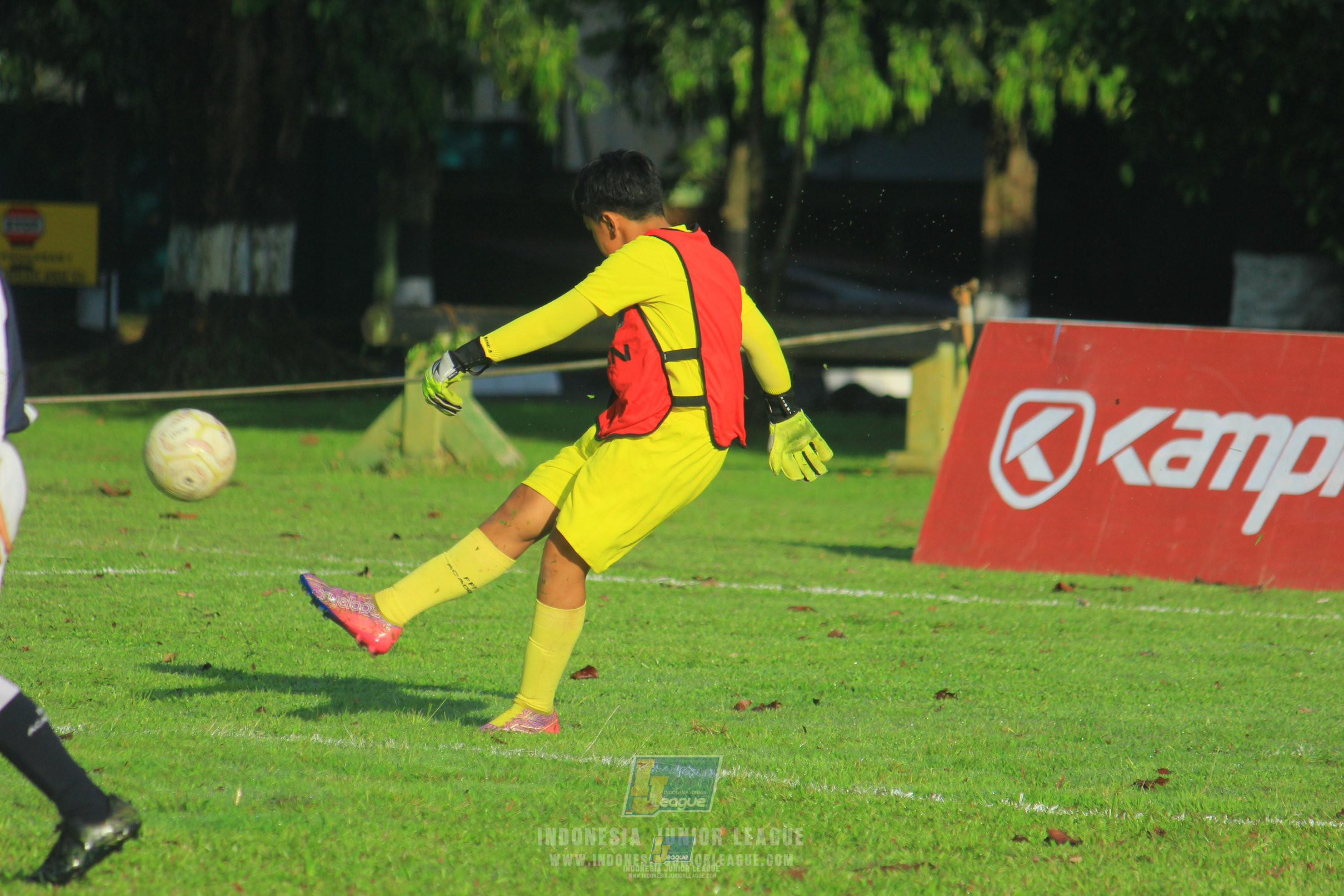 ijl u11 050426 fff academy white vs maesa pararaider white